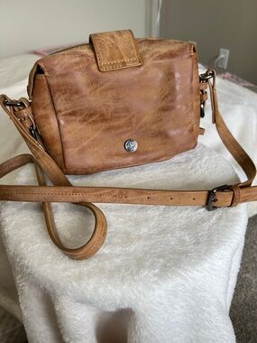 Vegan Leather Crossbody Bag in Cognac Brown Compact Distressed Boho Chic Colab